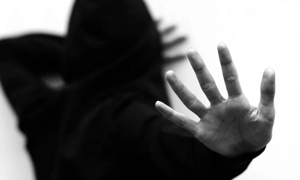 Μυλοπόταμος: Ελεύθεροι οι δύο τελευταίοι κατηγορούμενοι για την υπόθεση βιασμού και εκπόρνευσης της 15χρονης